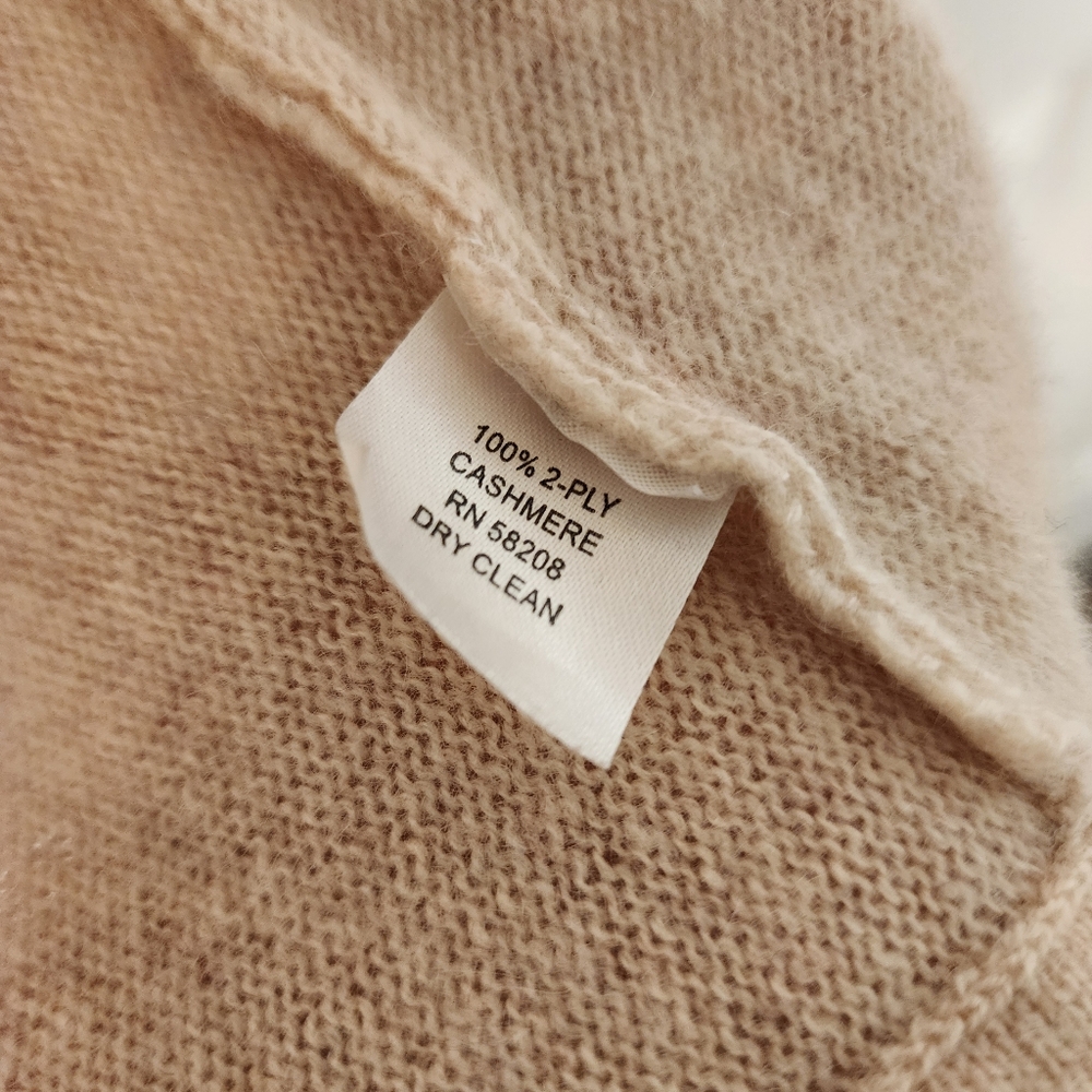 Neiman Marcus 100% Cashmere Cardigan with Hood - Picture 5 of 8